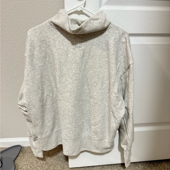 Women’s Abercrombie and Fitch Mock Neck Crewneck, Women’s XXL - Picture 2 of 3